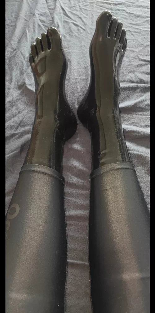 Latex Socks under shiny Leggings by ltx-stv