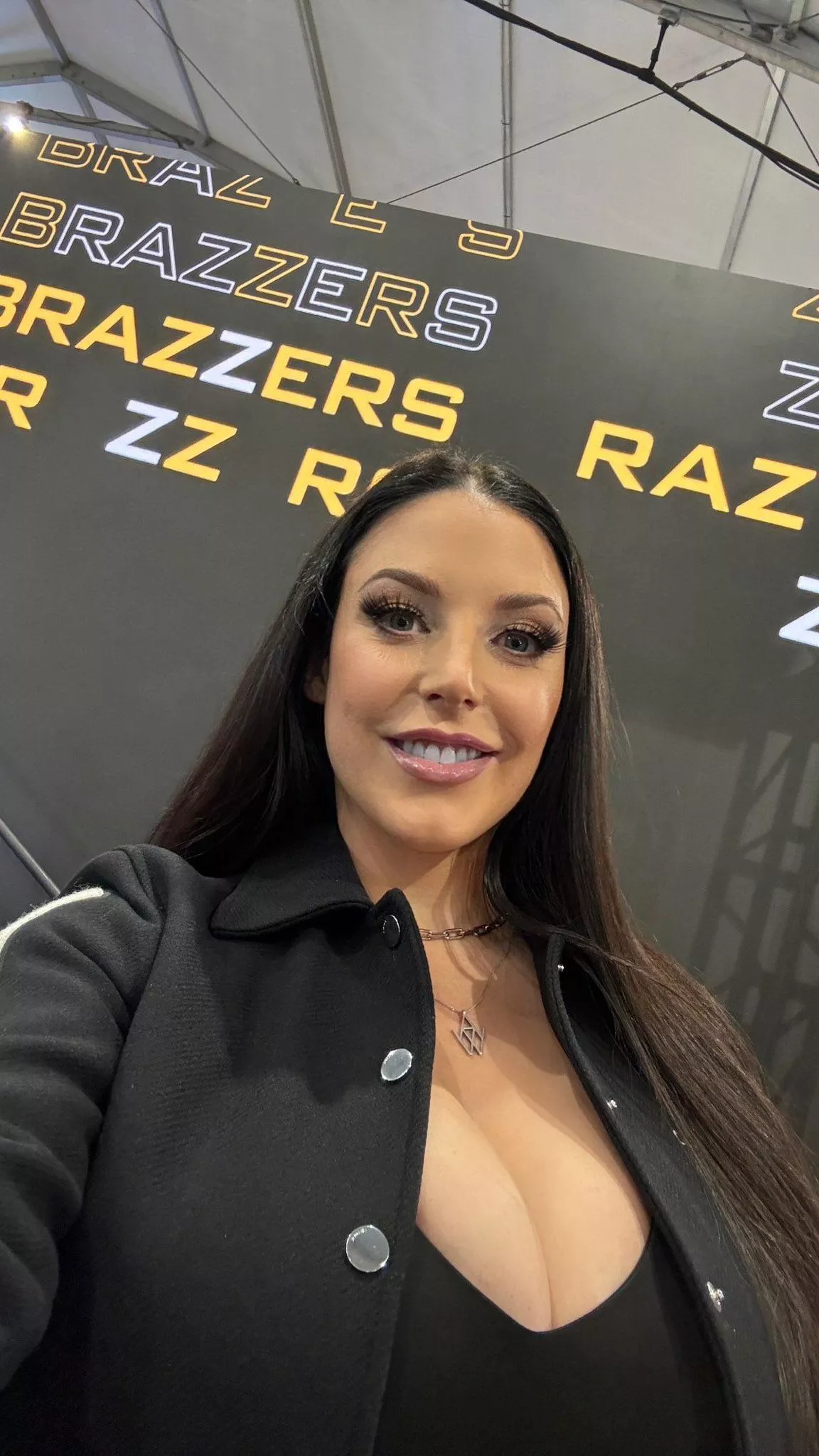 Love her dressed casual posted by Gooneruk69