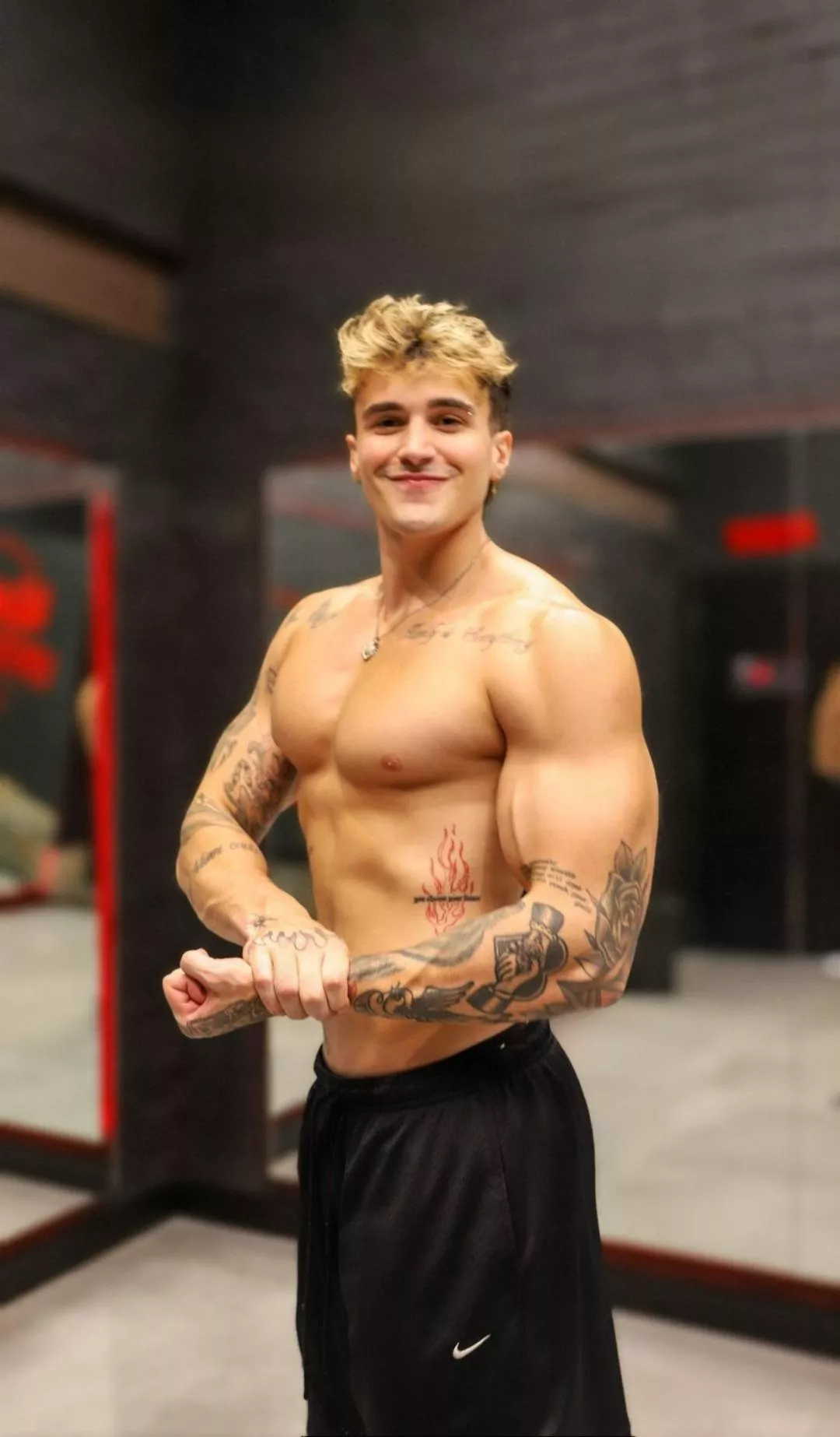 [M] The real workout starts when you want to stop. That's when you flex your mental muscles. posted by bistomasto