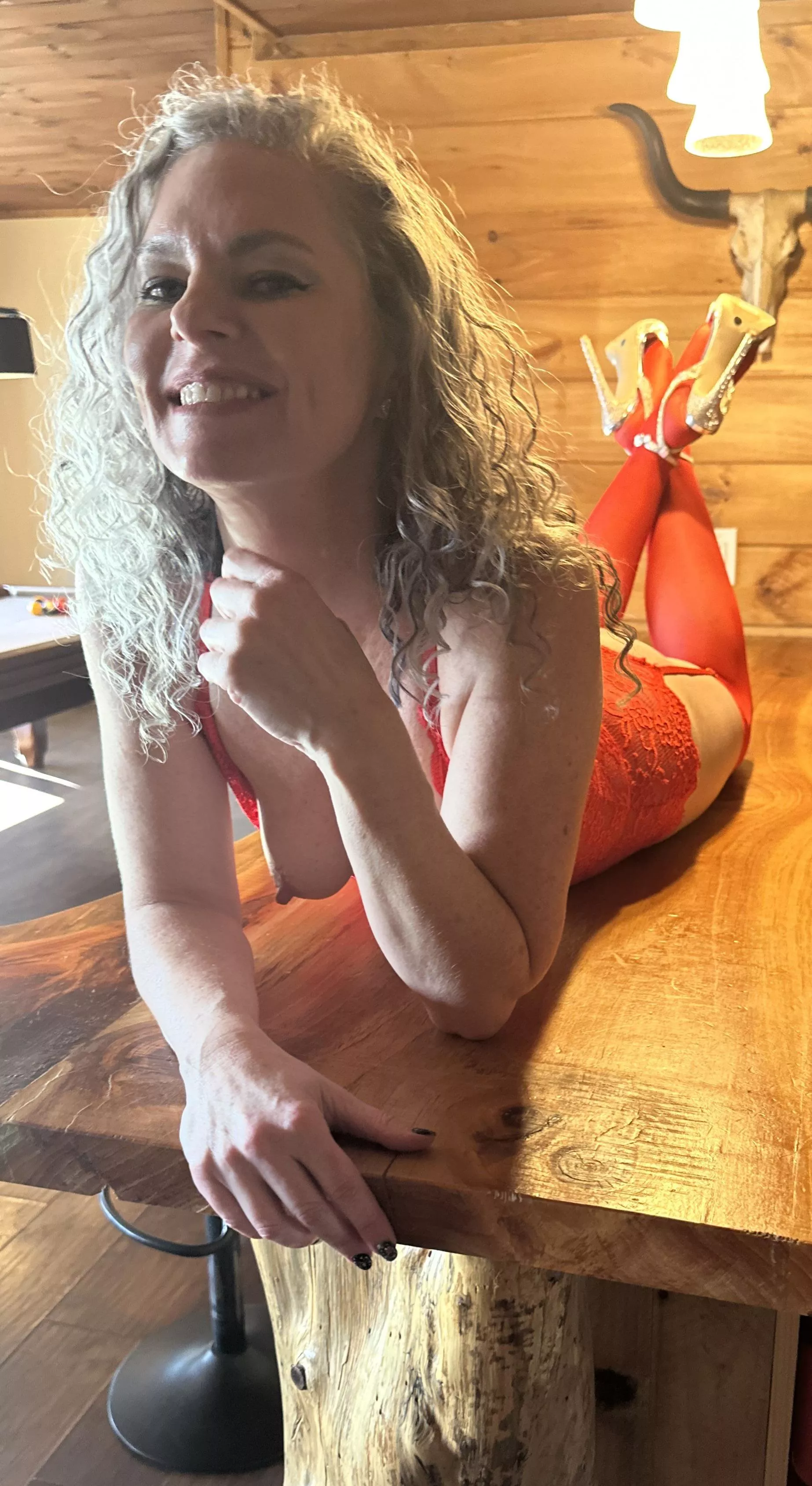 Nicole (@hotlegsplaytime) [onlyfans] posted by hotlegsplaytime