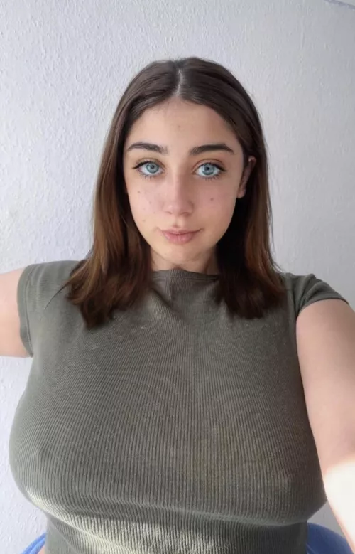 proof that selfies can be erotic too by chikitalyana