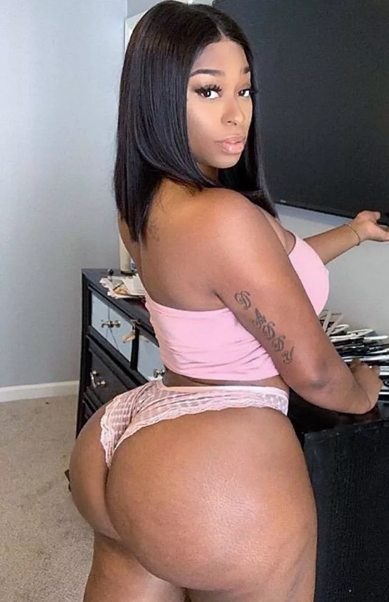 Real juicy 🍑🍑😎 posted by Disastrous_Leave_727