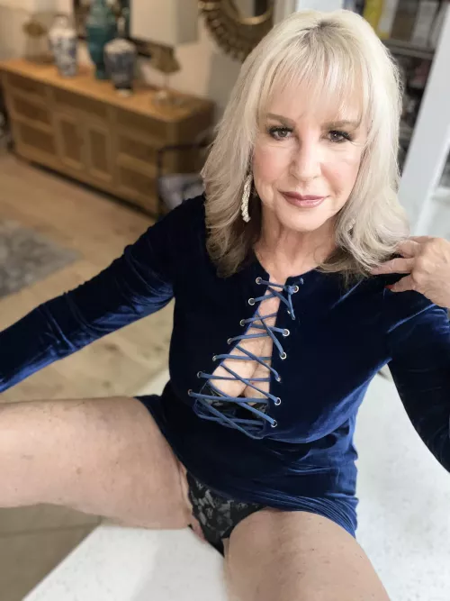 Sexy Gilf in Florida by AnnekeVanBuren