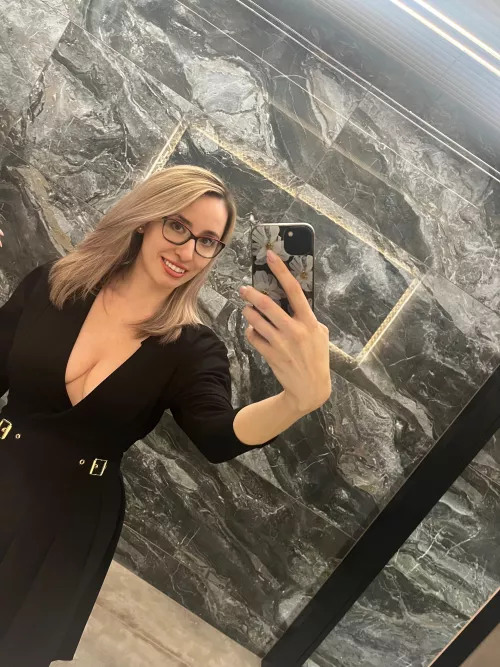 Sexy PhD student, manager and coach, nice to meet you all:) by Sexcoach_Katherine