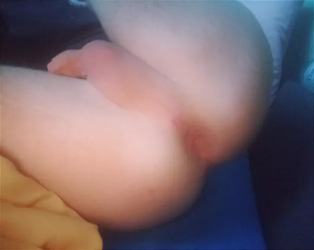 Slutty ass 🤤 by FeminLove