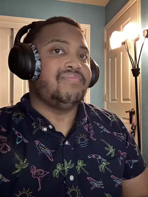 Started playing GTAV’s single player after literal years, still quite fun! And happy evening! by HeftyAlbatross96