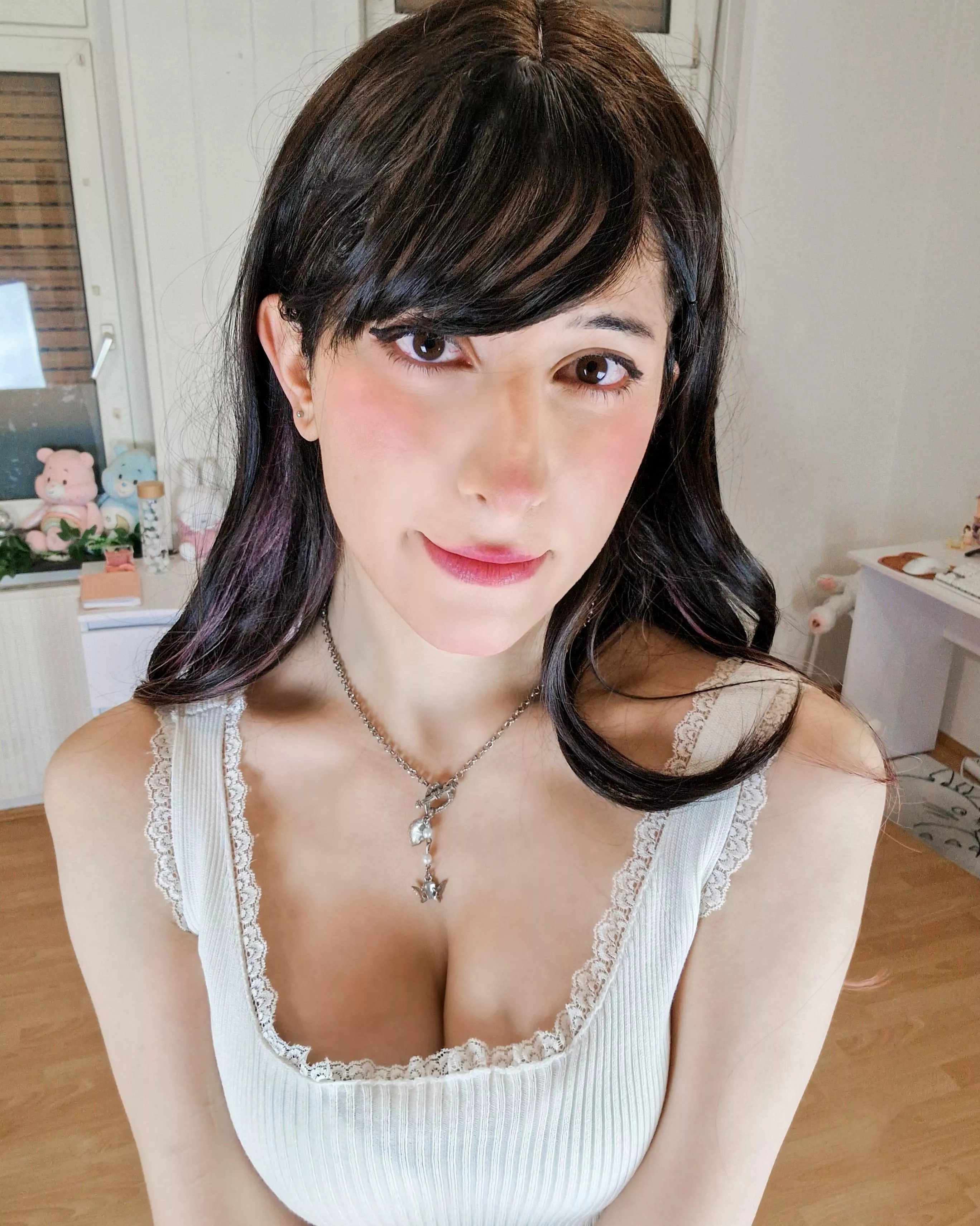 thoughts? 💗🙈 (i never look in peoples eyes IRL actually xD) posted by puruchuu