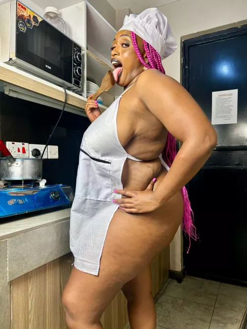 We should probably have breakfast in bed [f] by Rozie_99