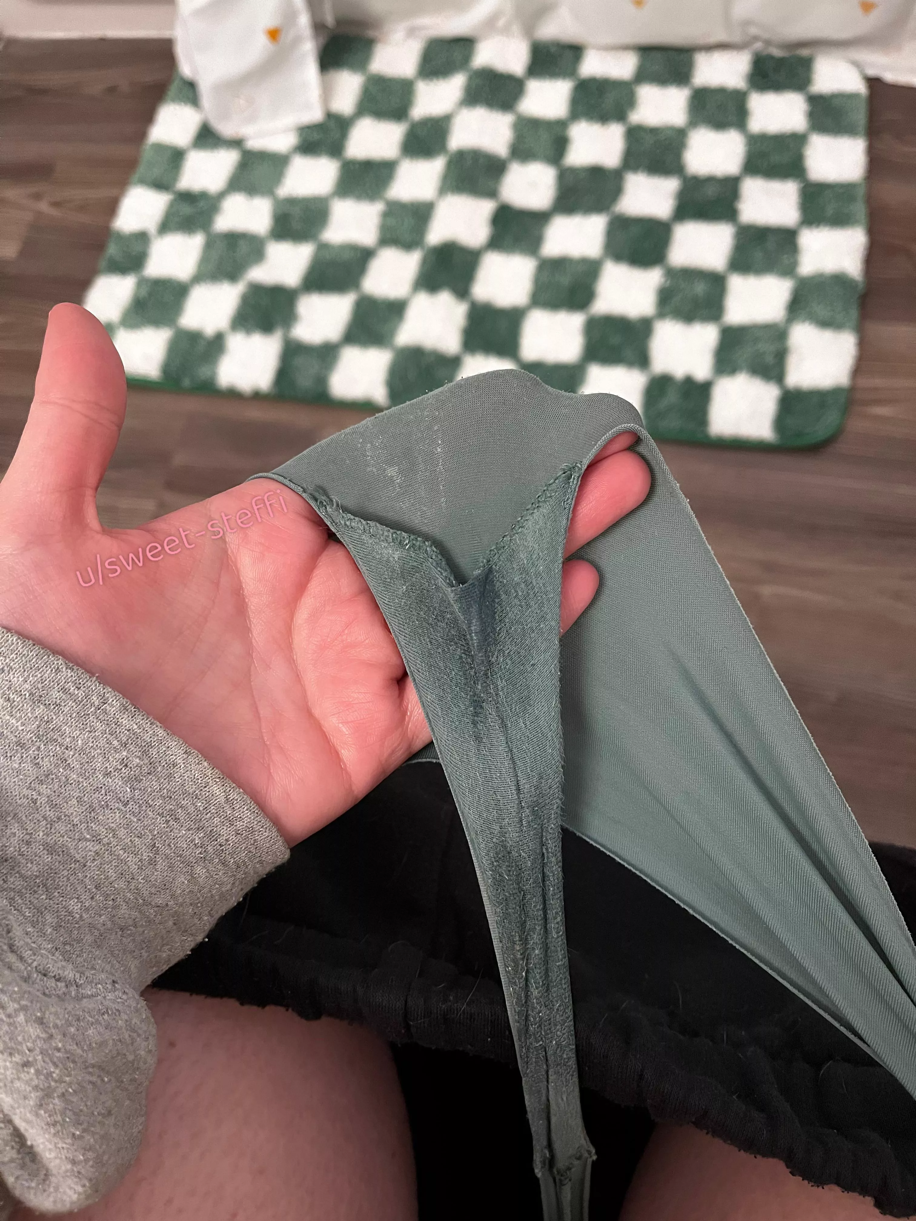 Wetter is better 💦 posted by sweet-steffi