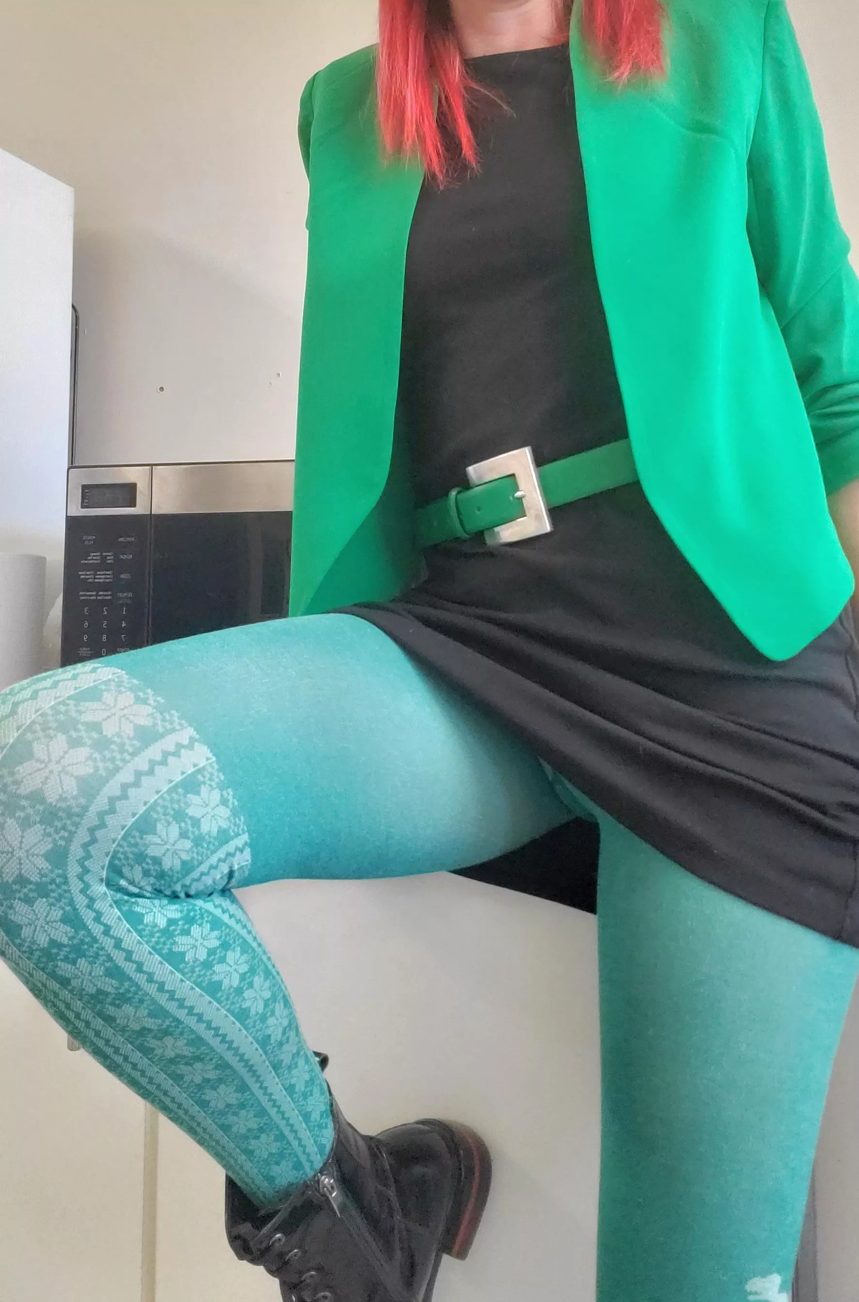 Wolford tights and tight black dress posted by popruzhinka