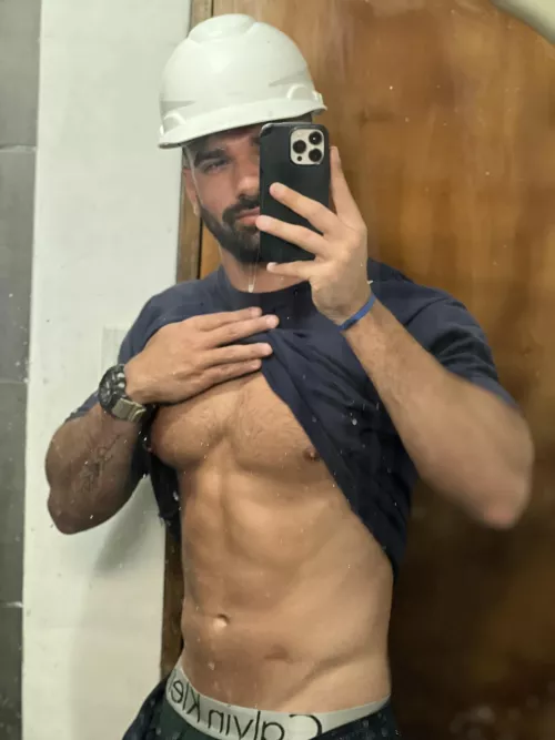 Work 👷🏼‍♂️ by nicksunday7