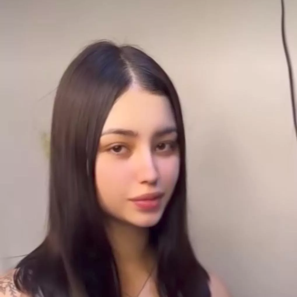 anyone know her name? posted by notryojen