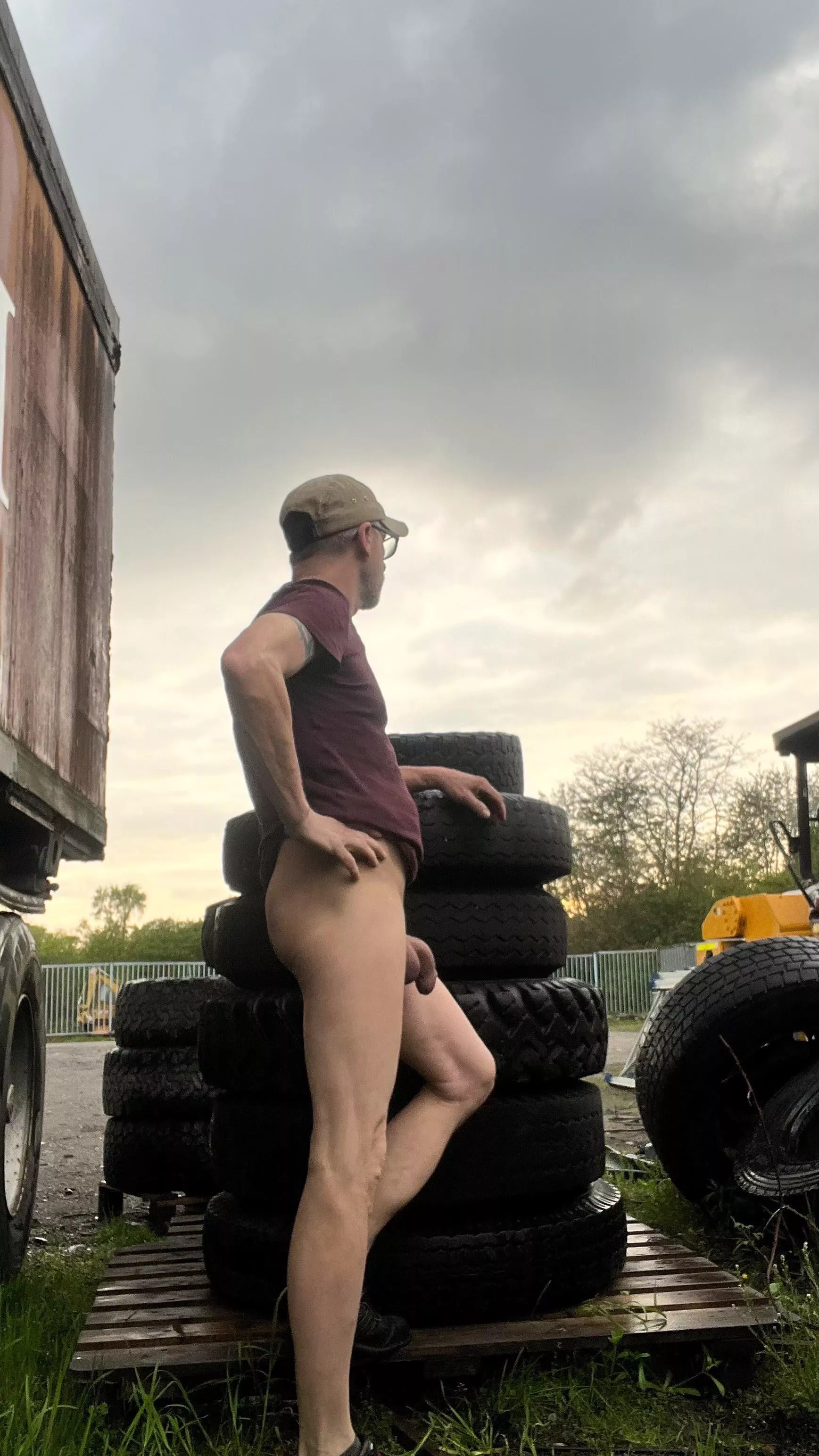 at work posted by ullibult