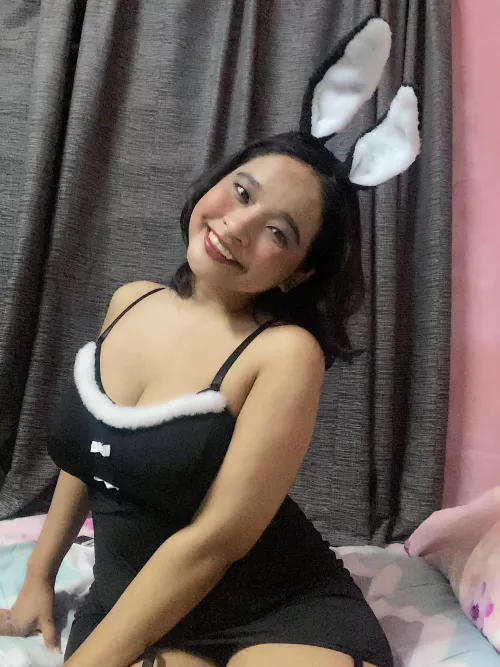 Brown bunny needs huge white carrot by Flystx