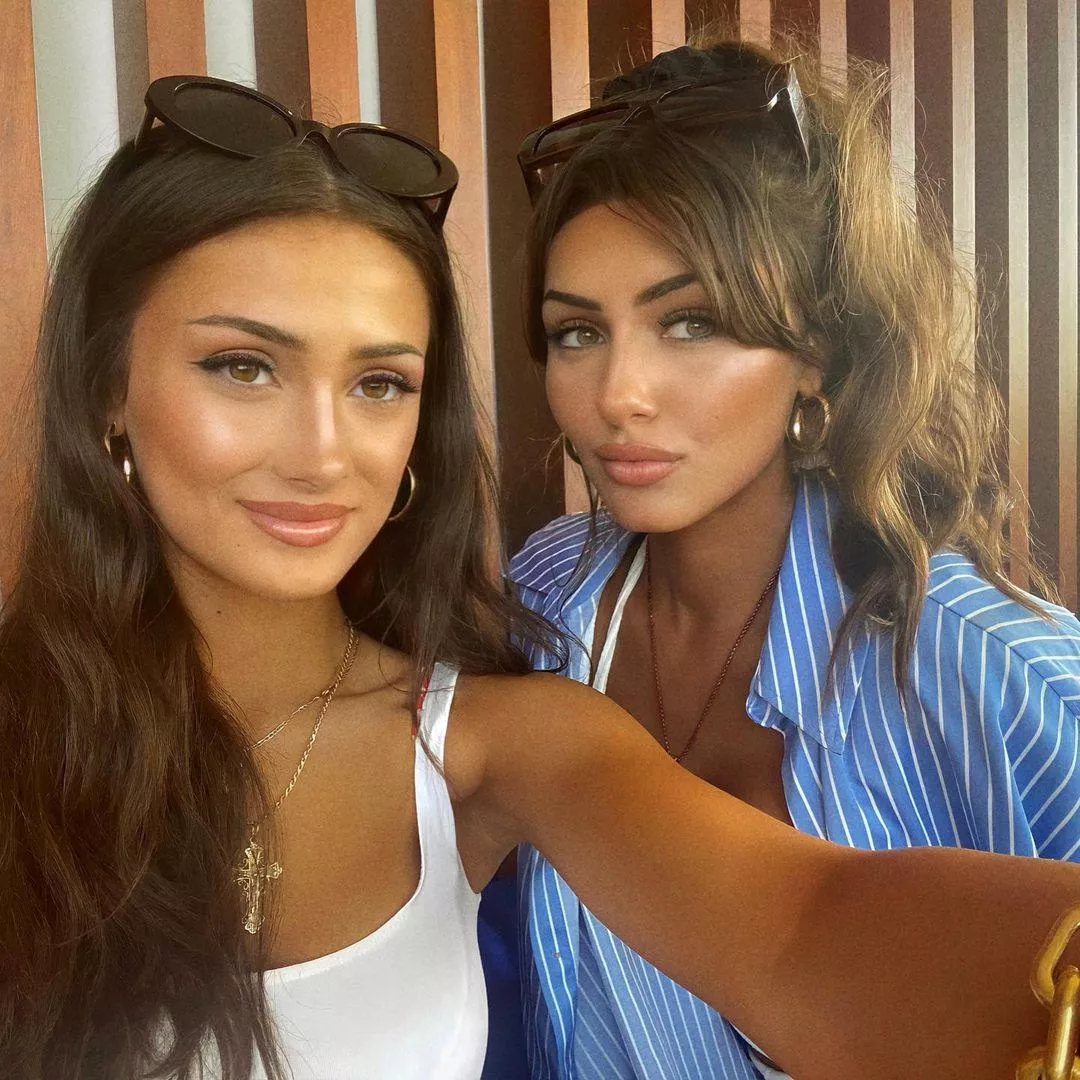 Choose a Brunette posted by laslokovacss