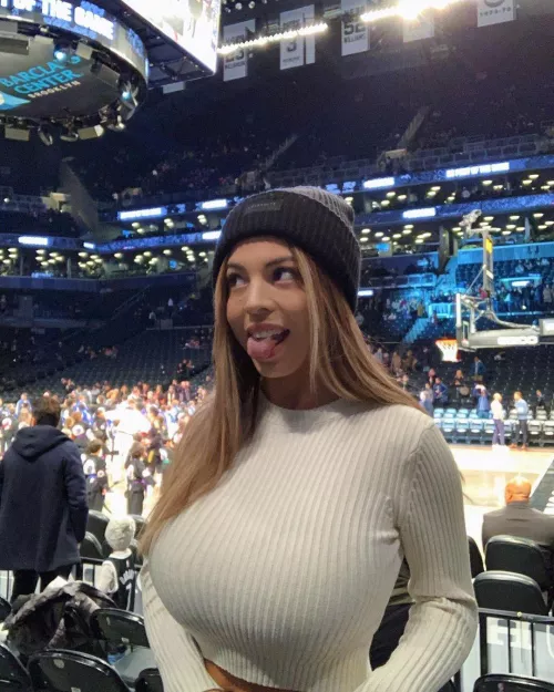 Do we not all like winterhats, inside by LetsDoTheRave