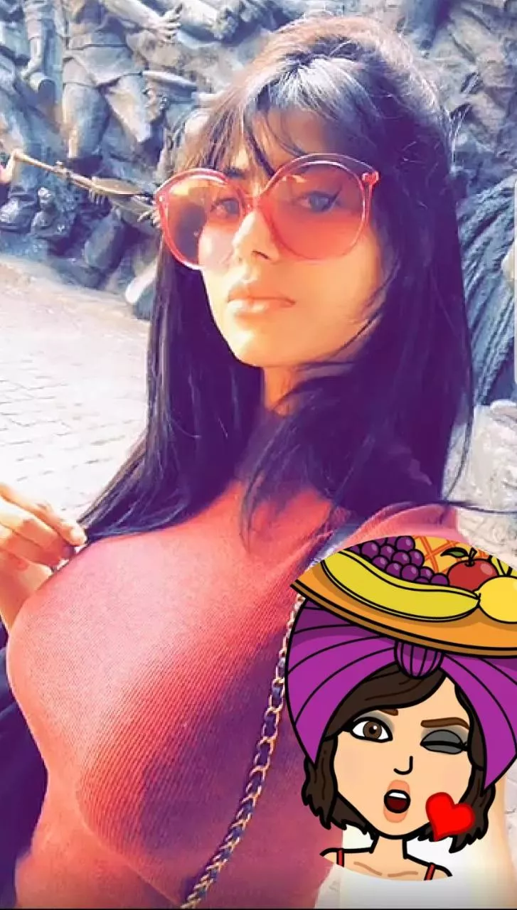 Do you like the new sunglasses? posted by Layana_sa