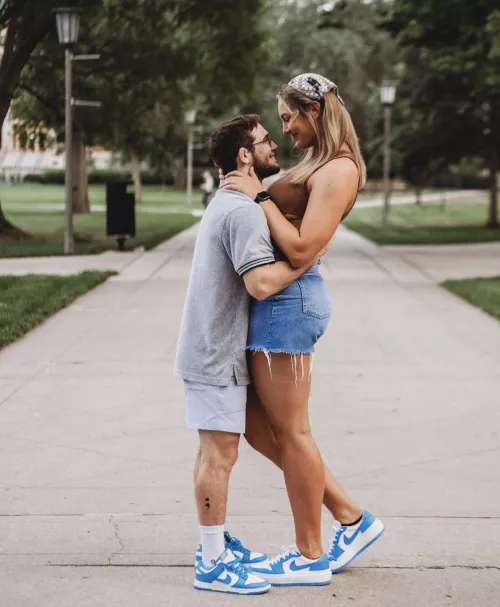 Finally found my dream girl. She is 6’2 I am 5’8 ☺️ by Comfortable_Tax_4140