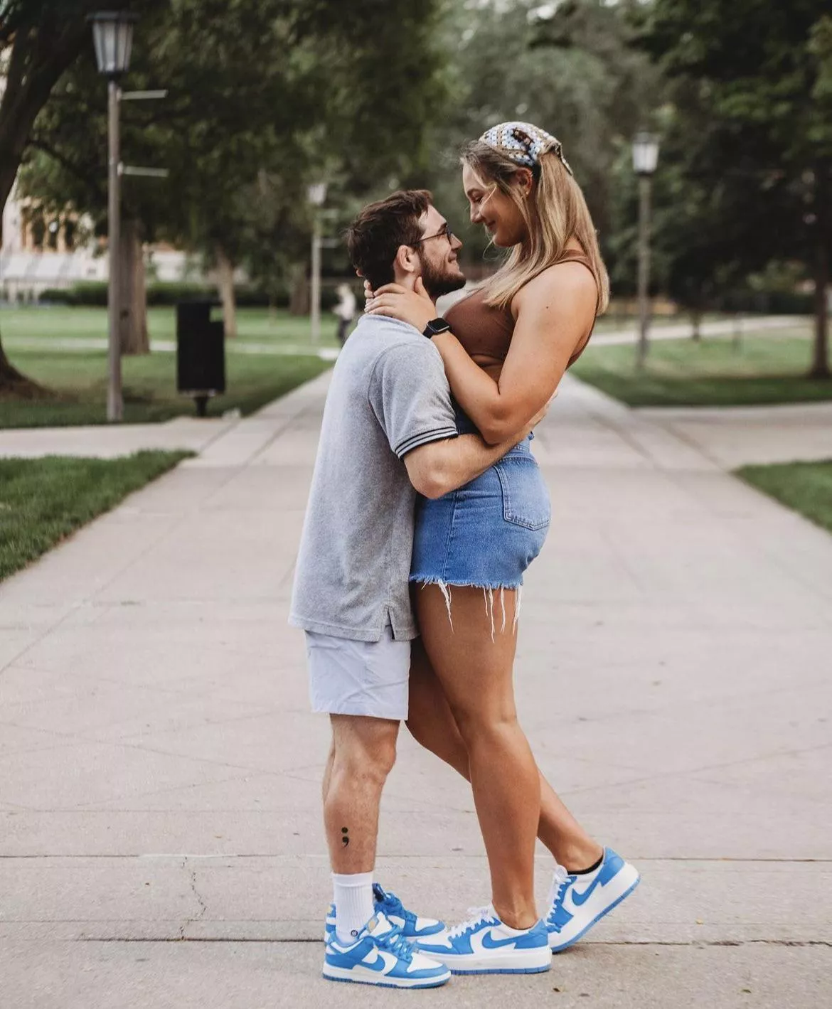 Finally found my dream girl. She is 6’2 I am 5’8 ☺️ posted by Comfortable_Tax_4140