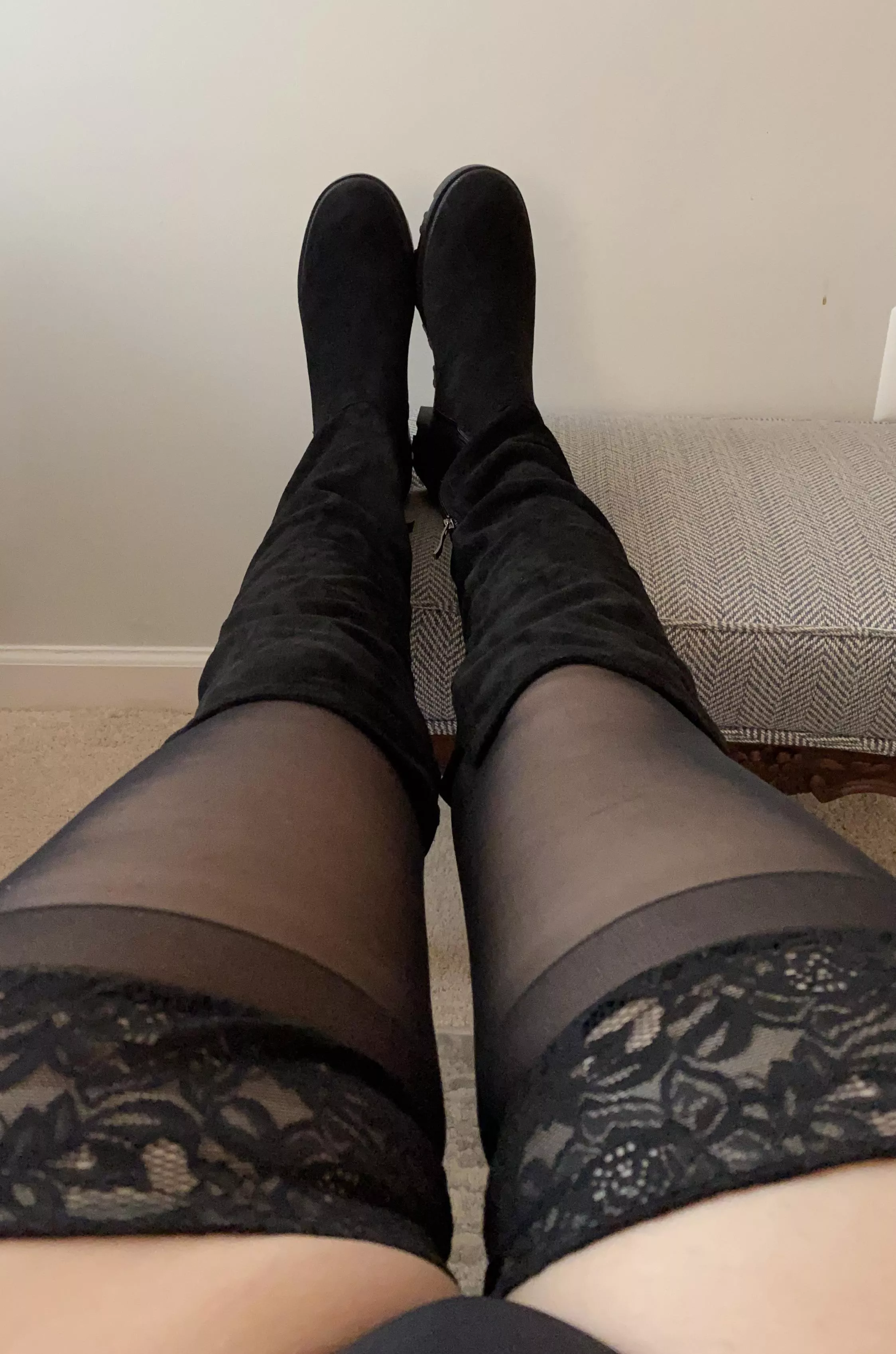 First post here posted by LadyLongToes686