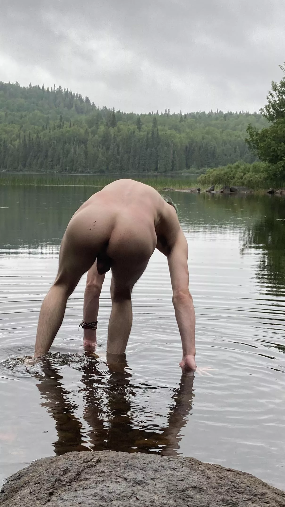 Friend and I decided to go for a morning skinny dip and it’s pretty chilly 🥶 posted by DonnyDoezit