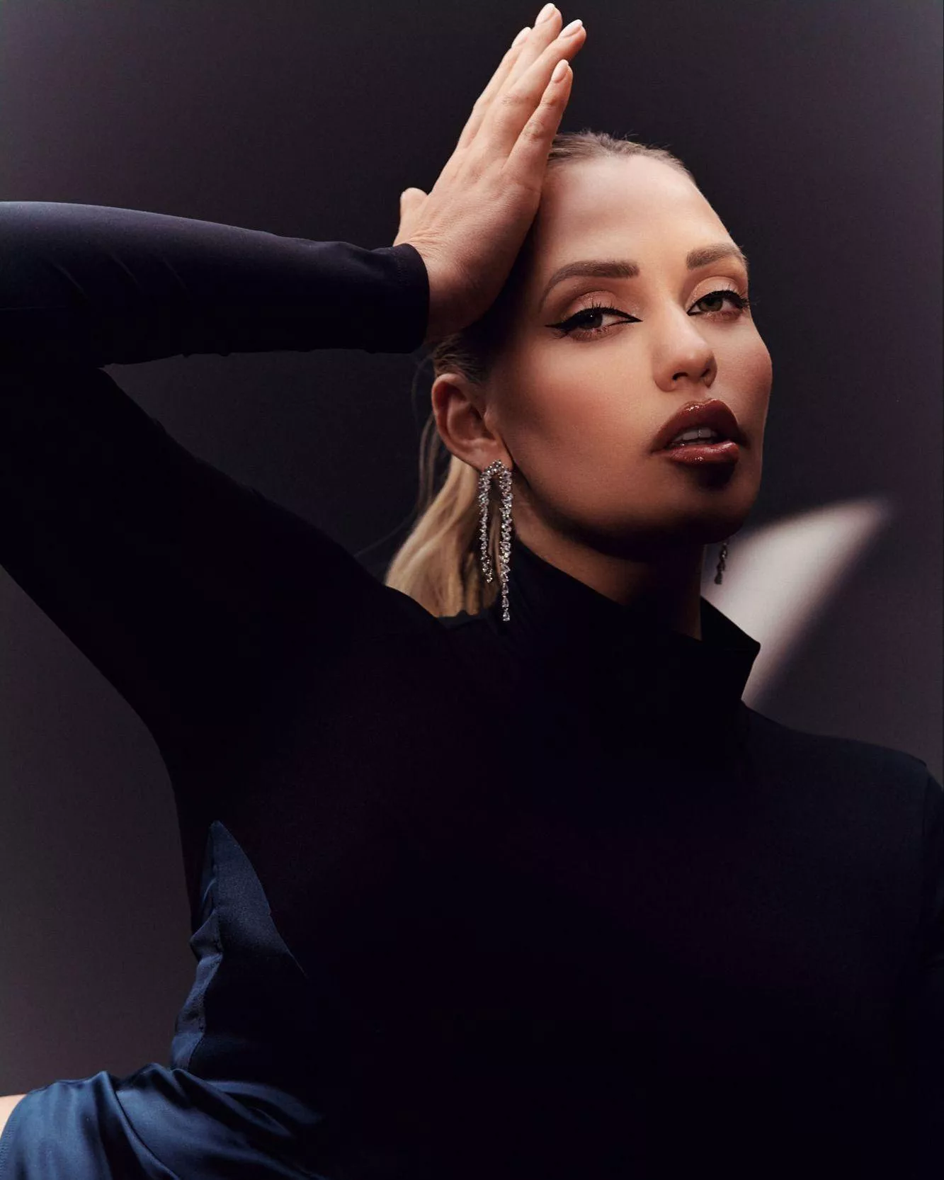 Gorgeous posted by PleasureBlossoms