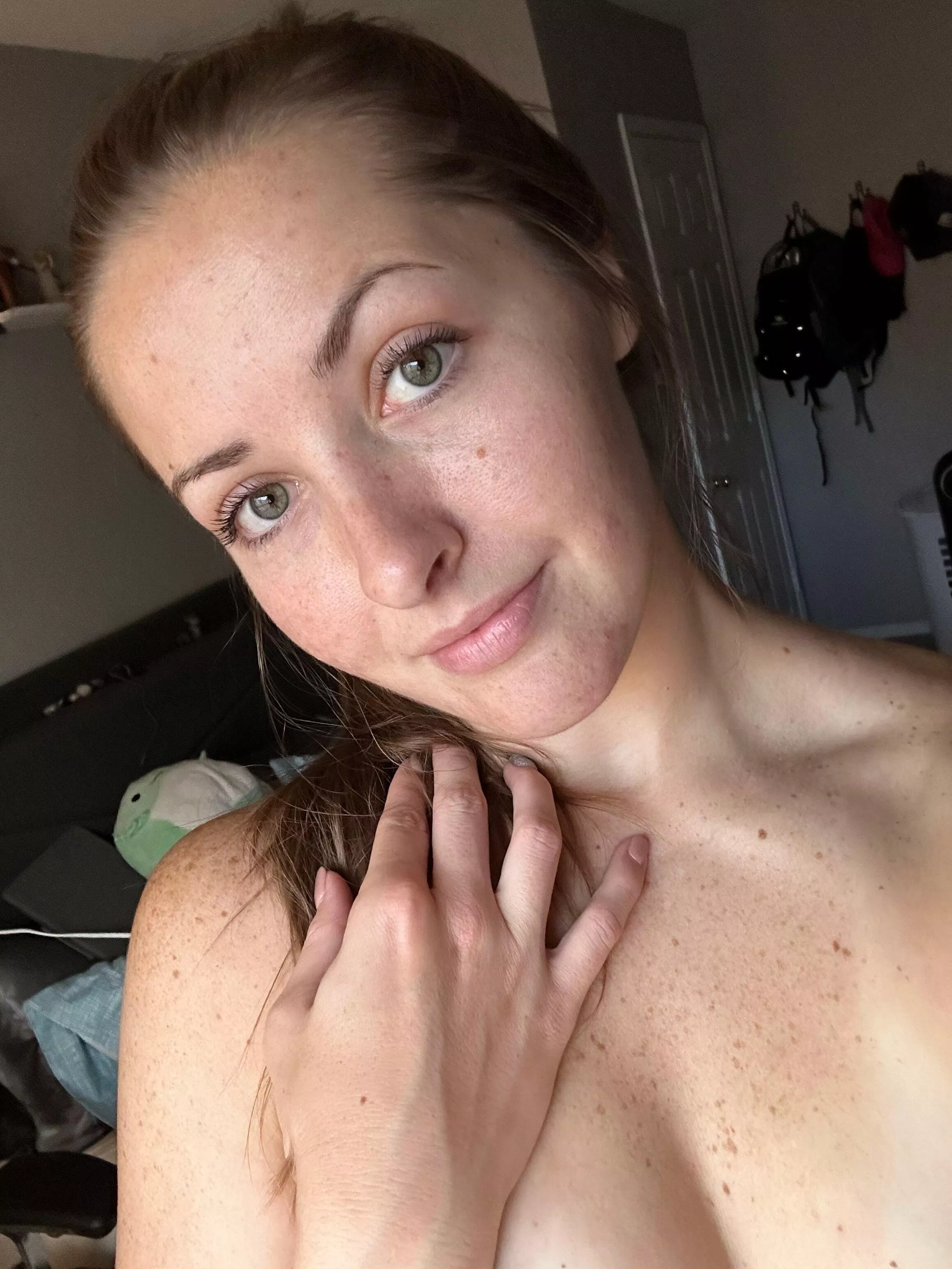 Happy Friday from these freckles :) posted by cumwcourt