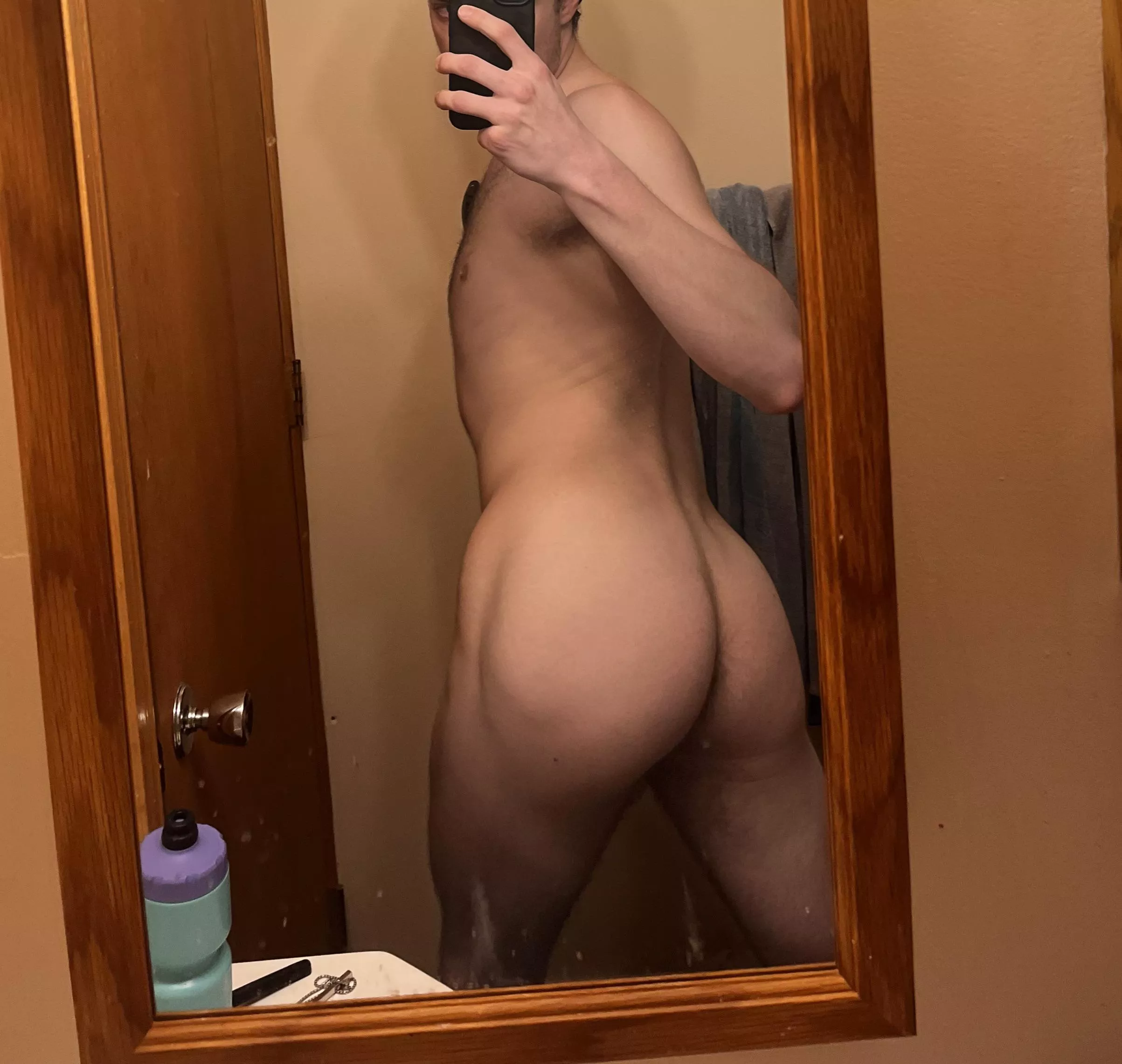 Hi I’m new here 😈 posted by Brrreddit01