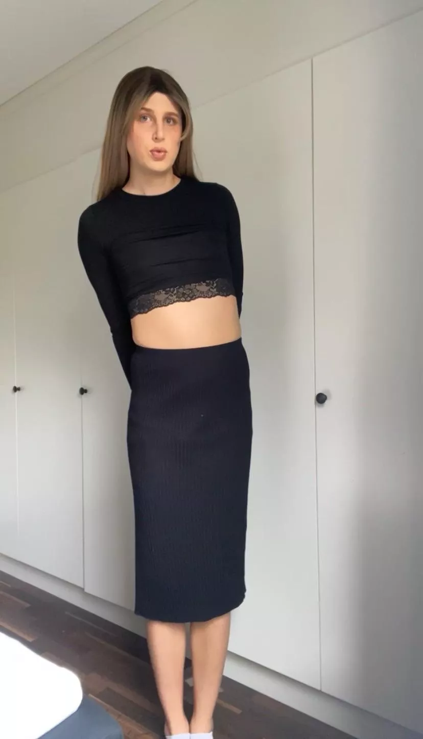 How do we feel about tall girls? posted by ZahraFrost