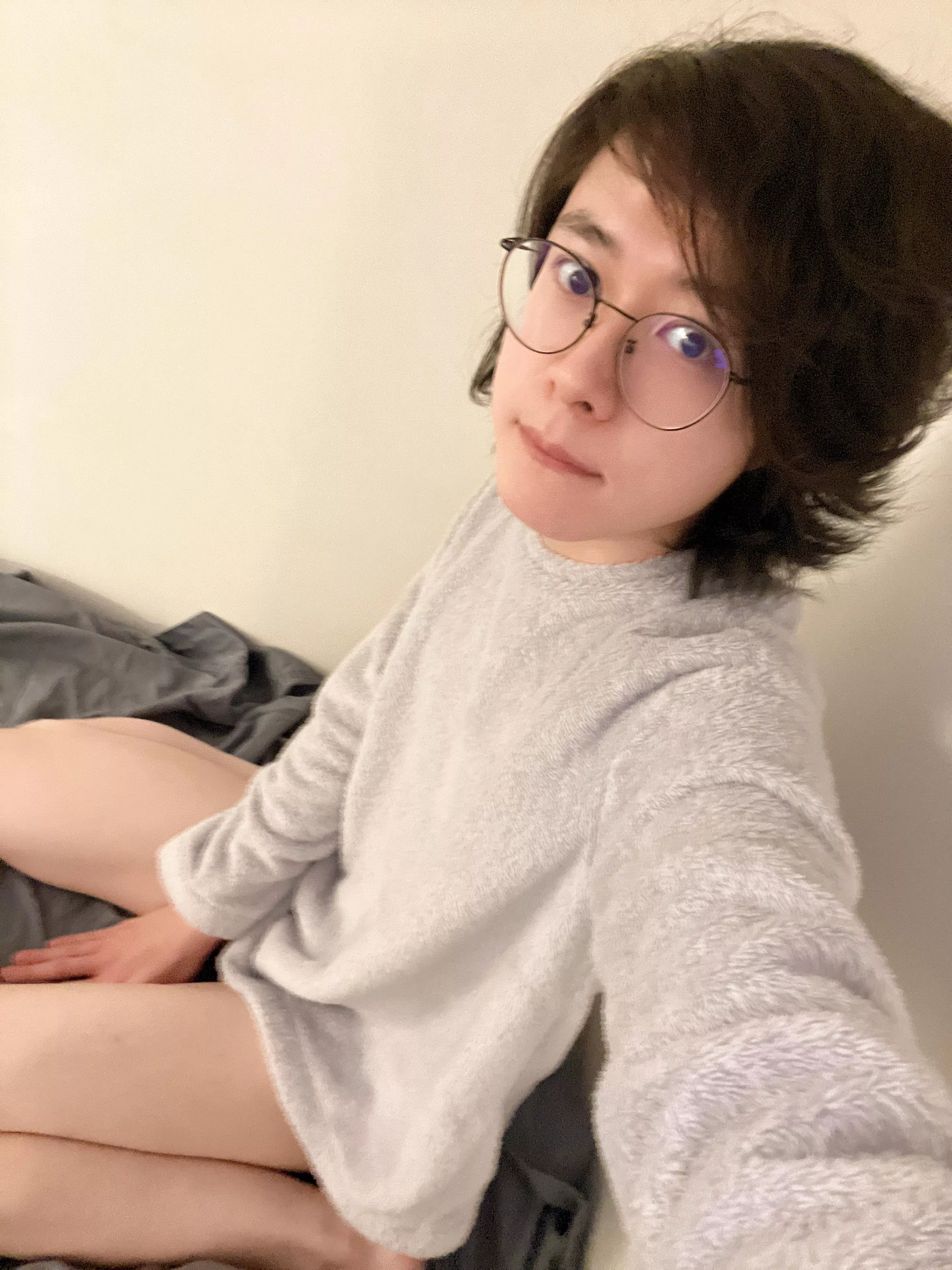 I am sick today. Hope I can recover soon (╥﹏╥) posted by amberaether