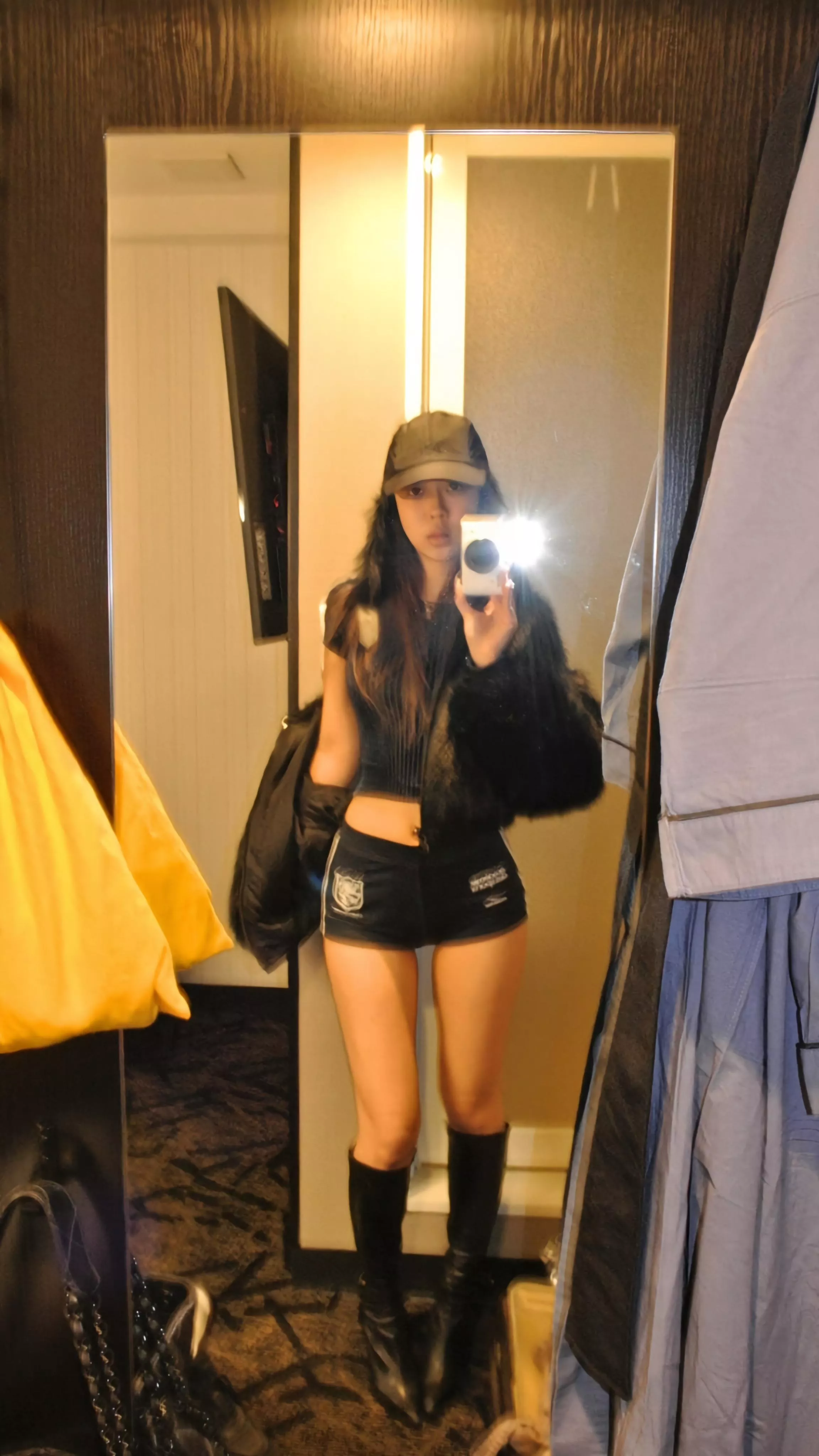 I love Fridays posted by JiJuice2002