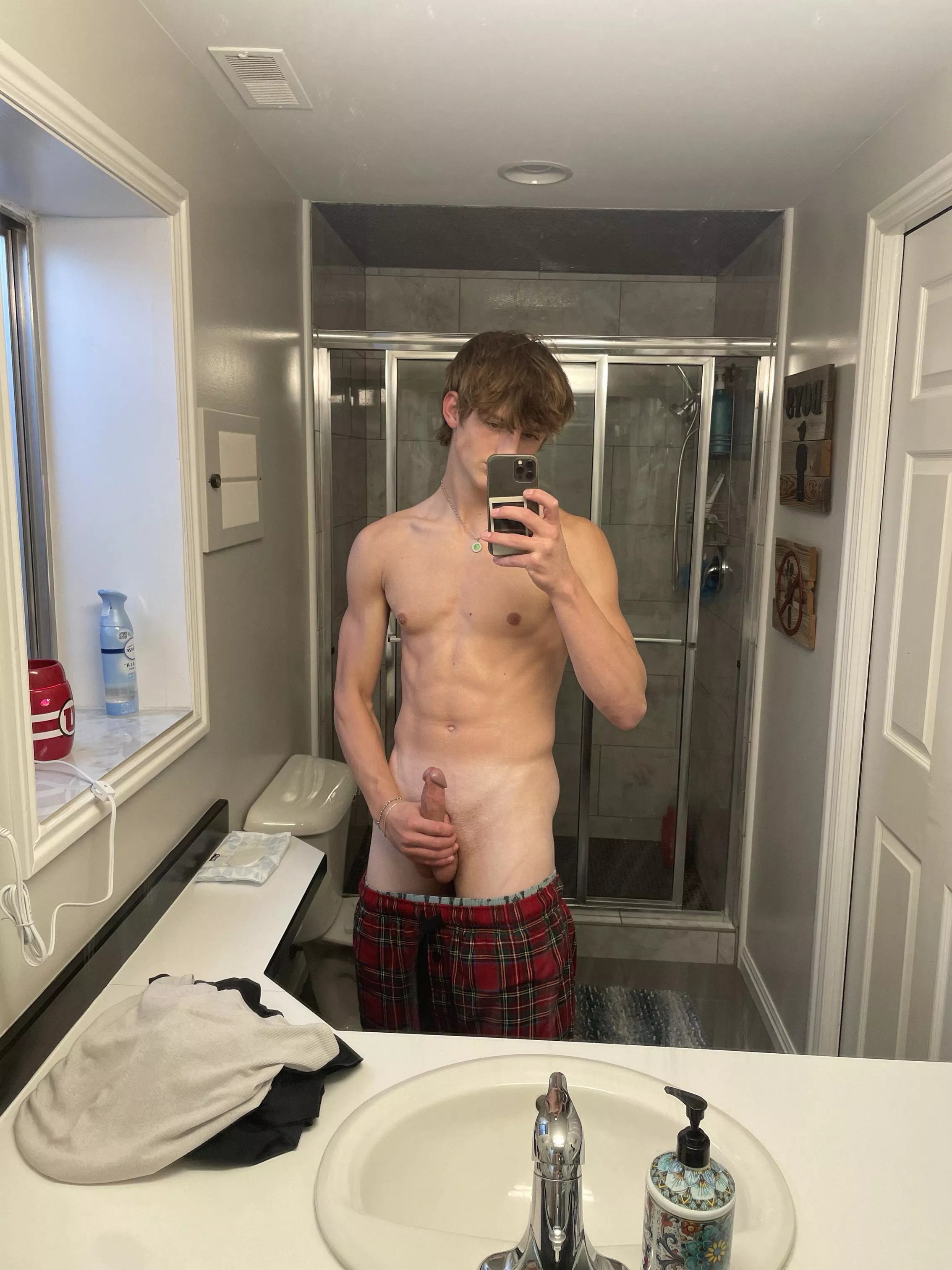 I need another hand posted by CleanerSpot