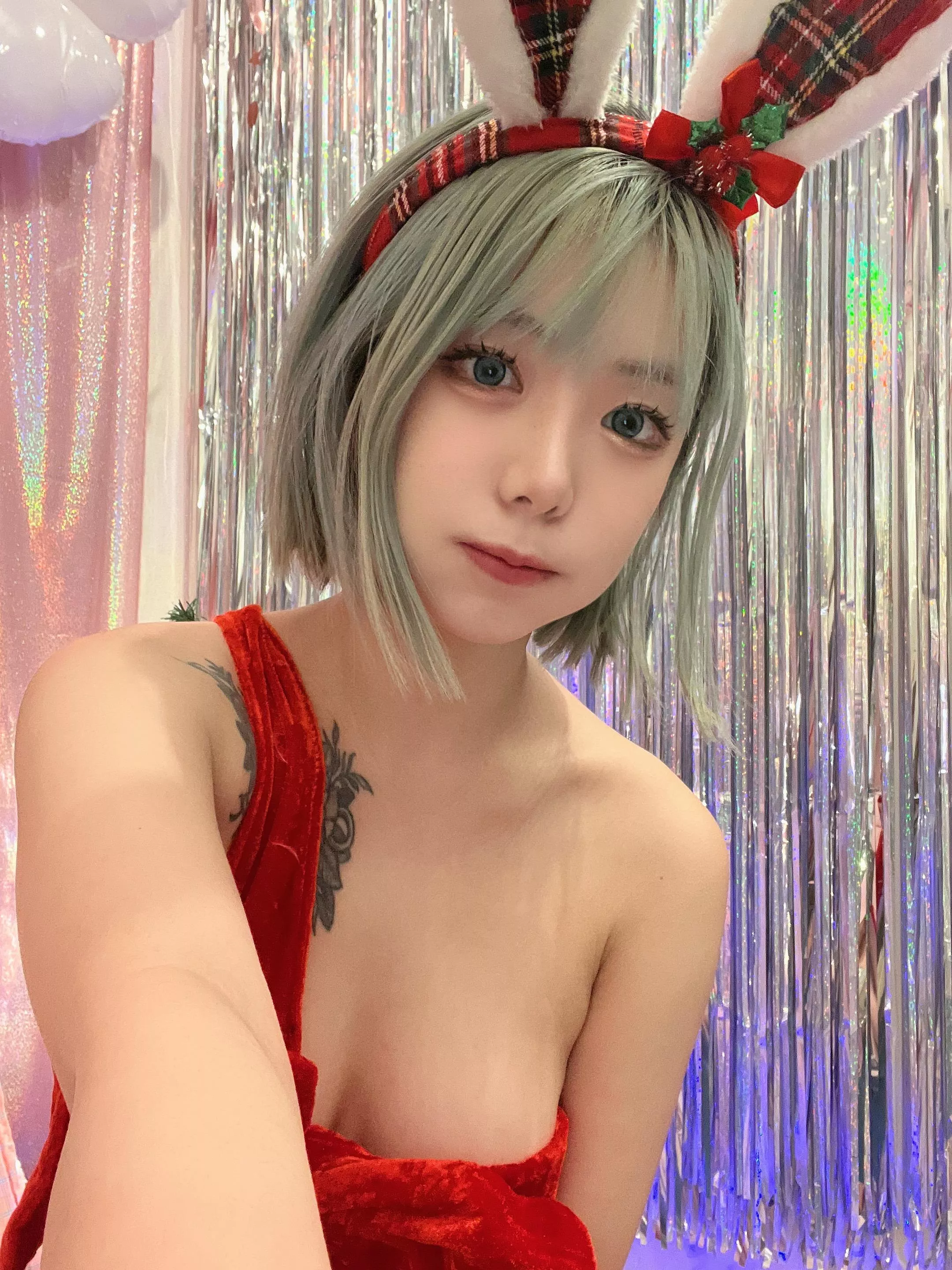 I wanna choose a random guy to date me. Anyone interested? posted by Minimum-Fisherman142