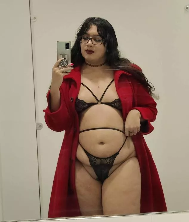 If you walked into the work bathrooms and I was like this, what would you do? Please don't tell HR 🤞 posted by ohsnapm8