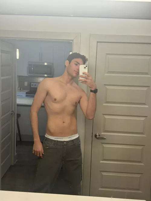 It’s finally Friday by cltfreaky