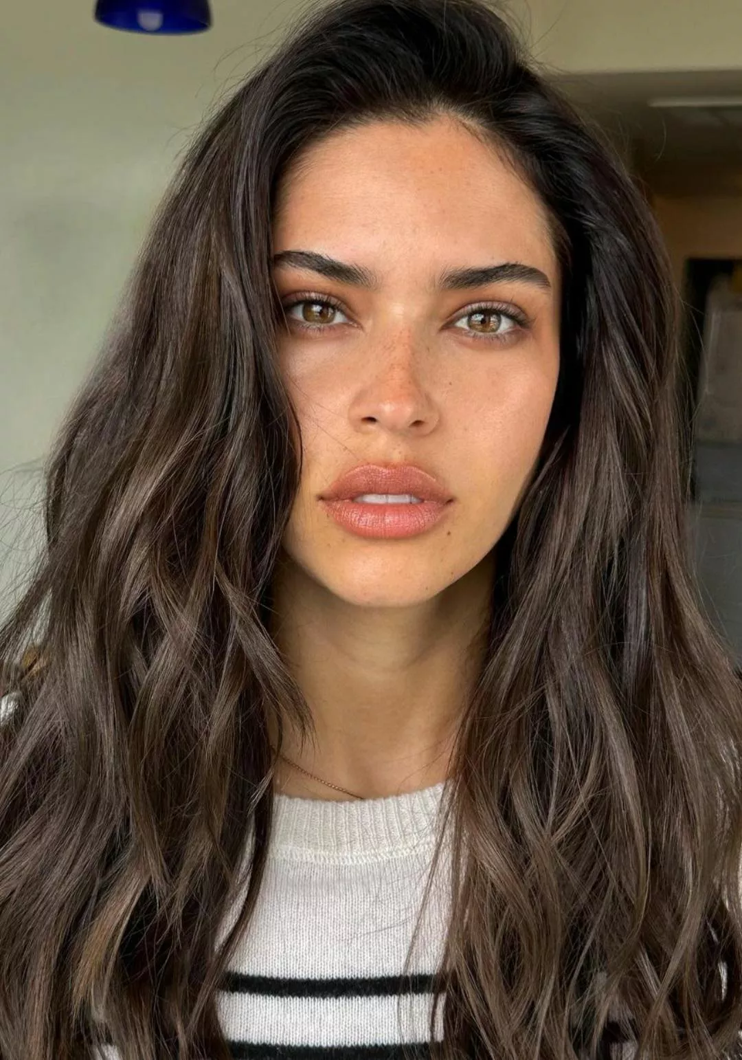 Juliana Herz posted by James007BondUK