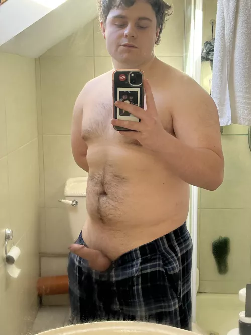 Just peeking out by Gavin3777