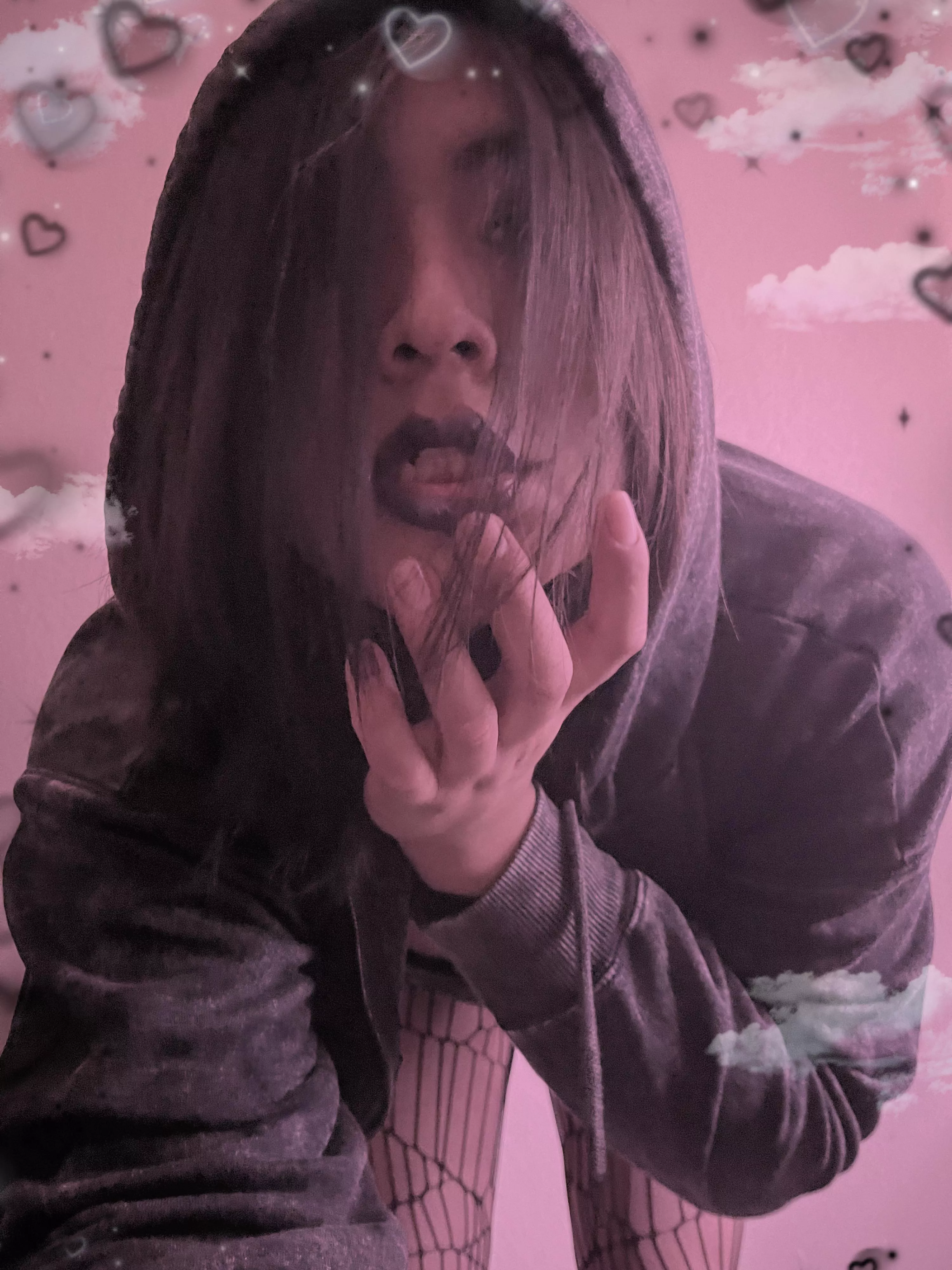 Just vibing 👽🖤 posted by Wrong-Sun7188