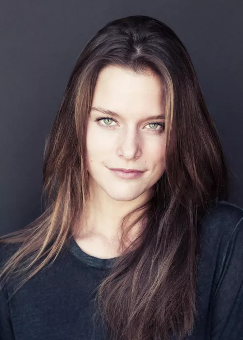 Kim Cloutier by Eyeball75