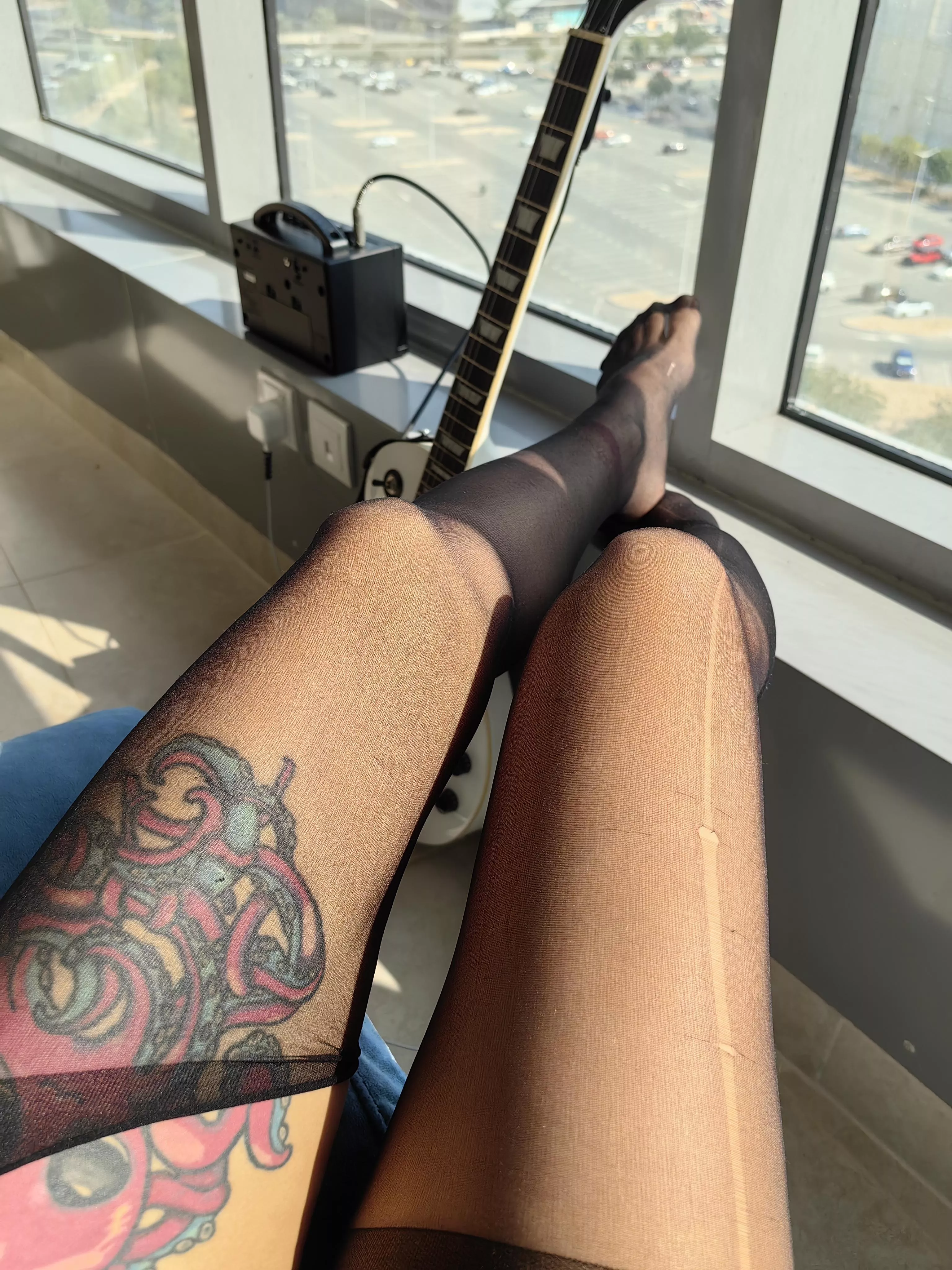 My pantyhose ripped at the most interesting place and I like it a hell of a lot posted by XenaLucky