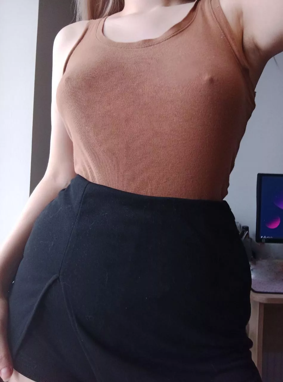 Pokies for breakfast posted by pixiiie_chloe