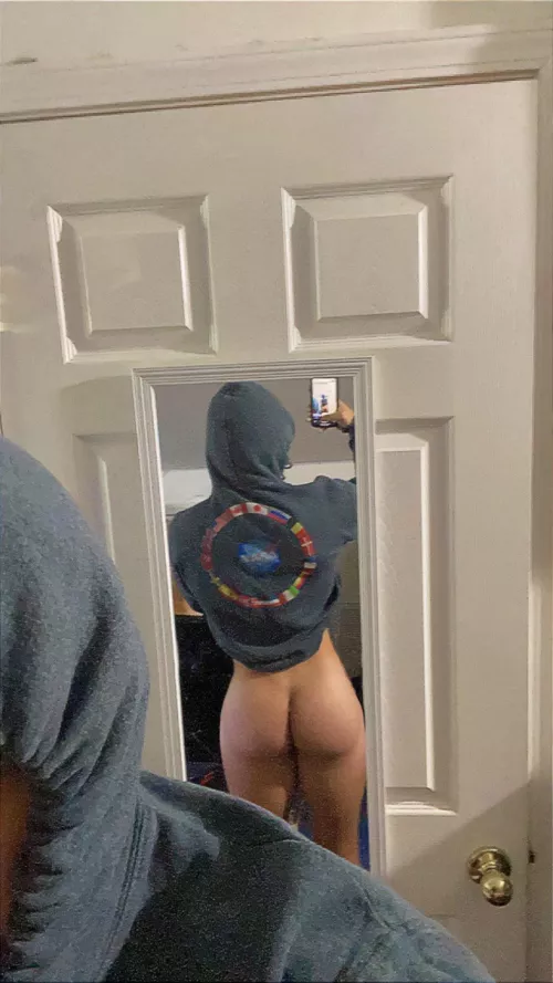 Pov: you walked in on me changing by Samboy0000