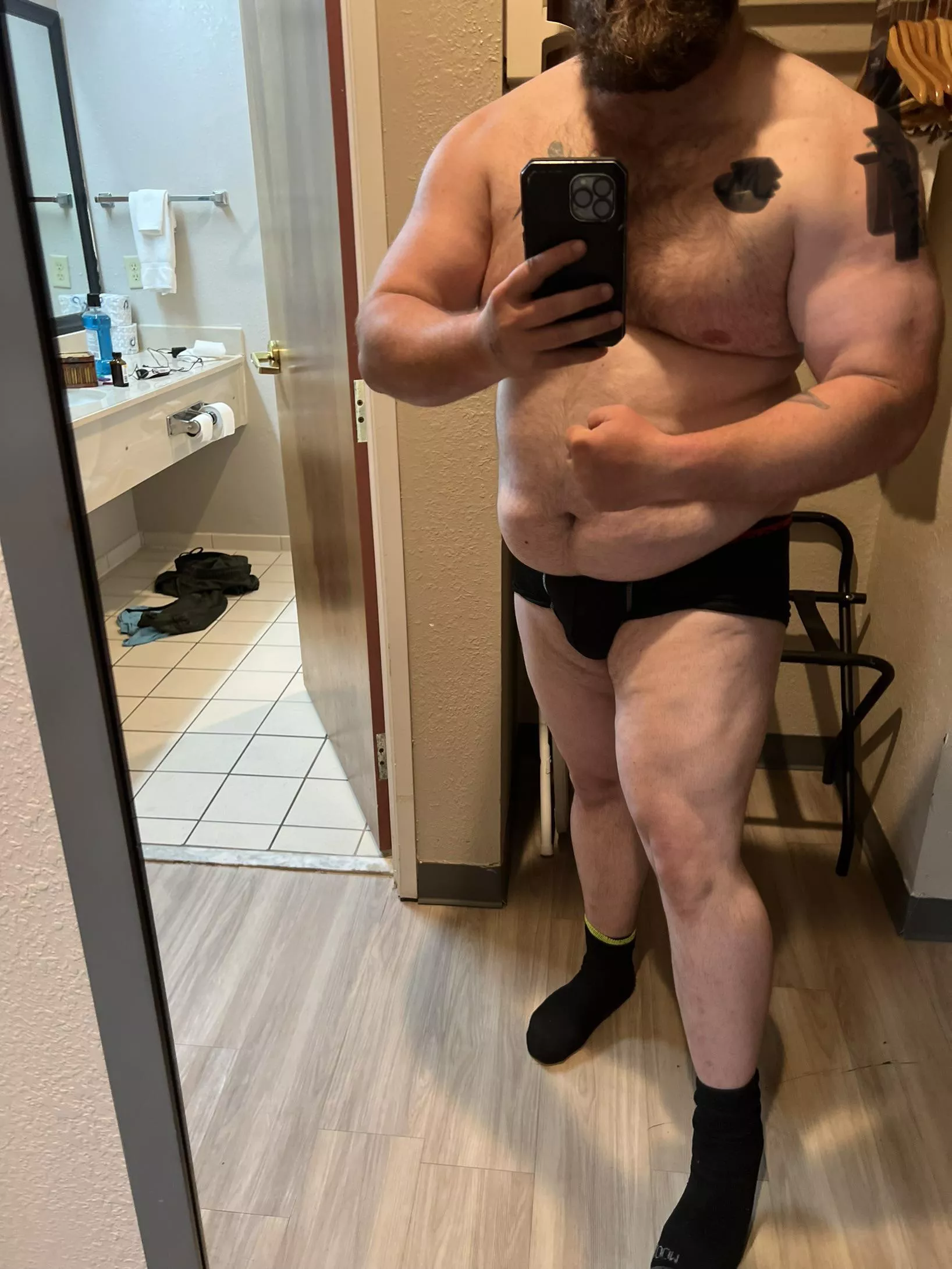 Rub this belly while you suck me dry posted by thevain41