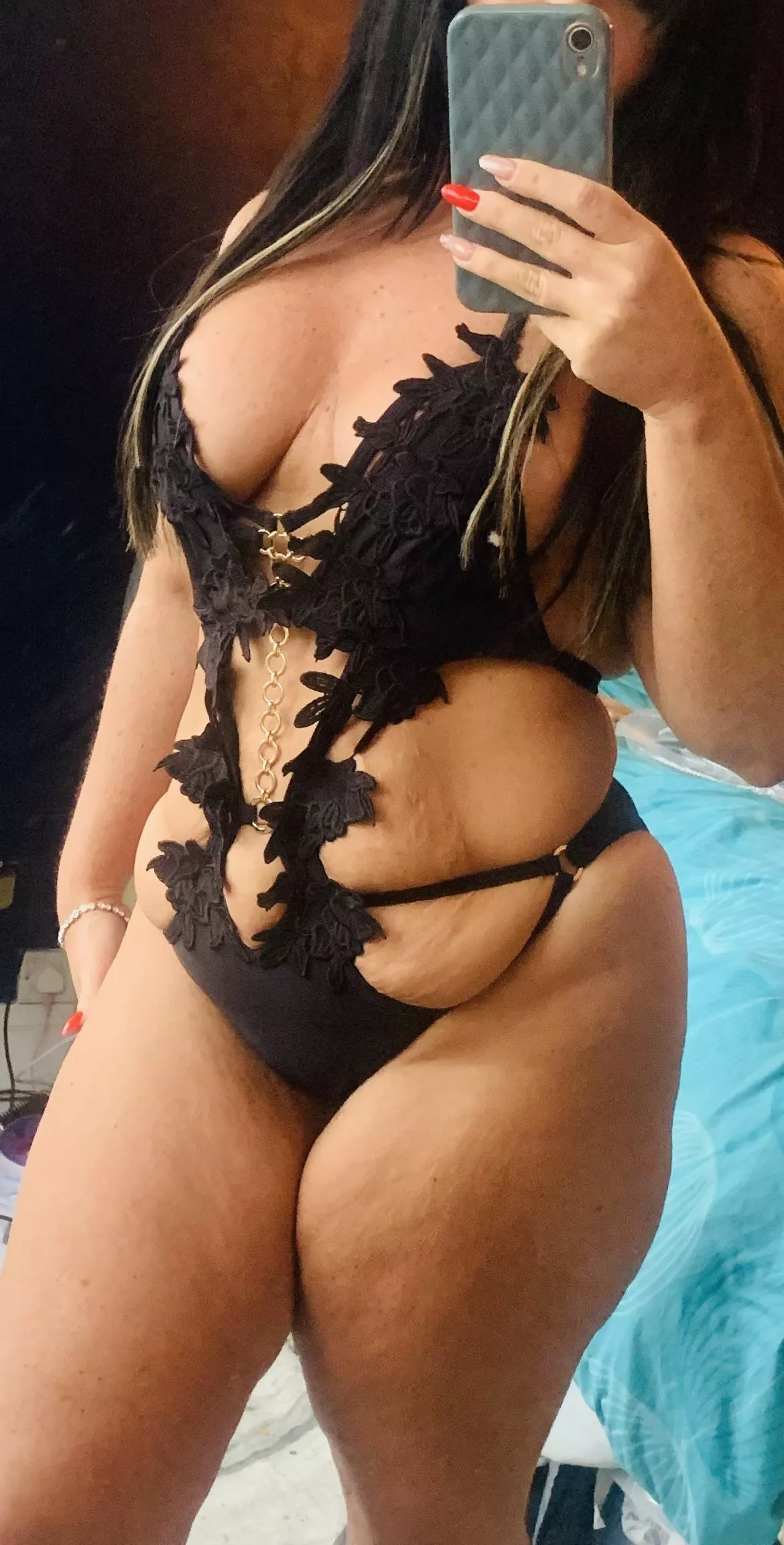 Thick and 40 posted by olderwoman1