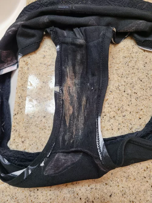 This is how you make a messy pair of panties! by drummer3088