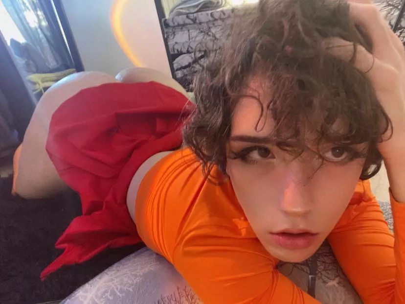 Who likes boys in skirts :3 posted by femboyszn