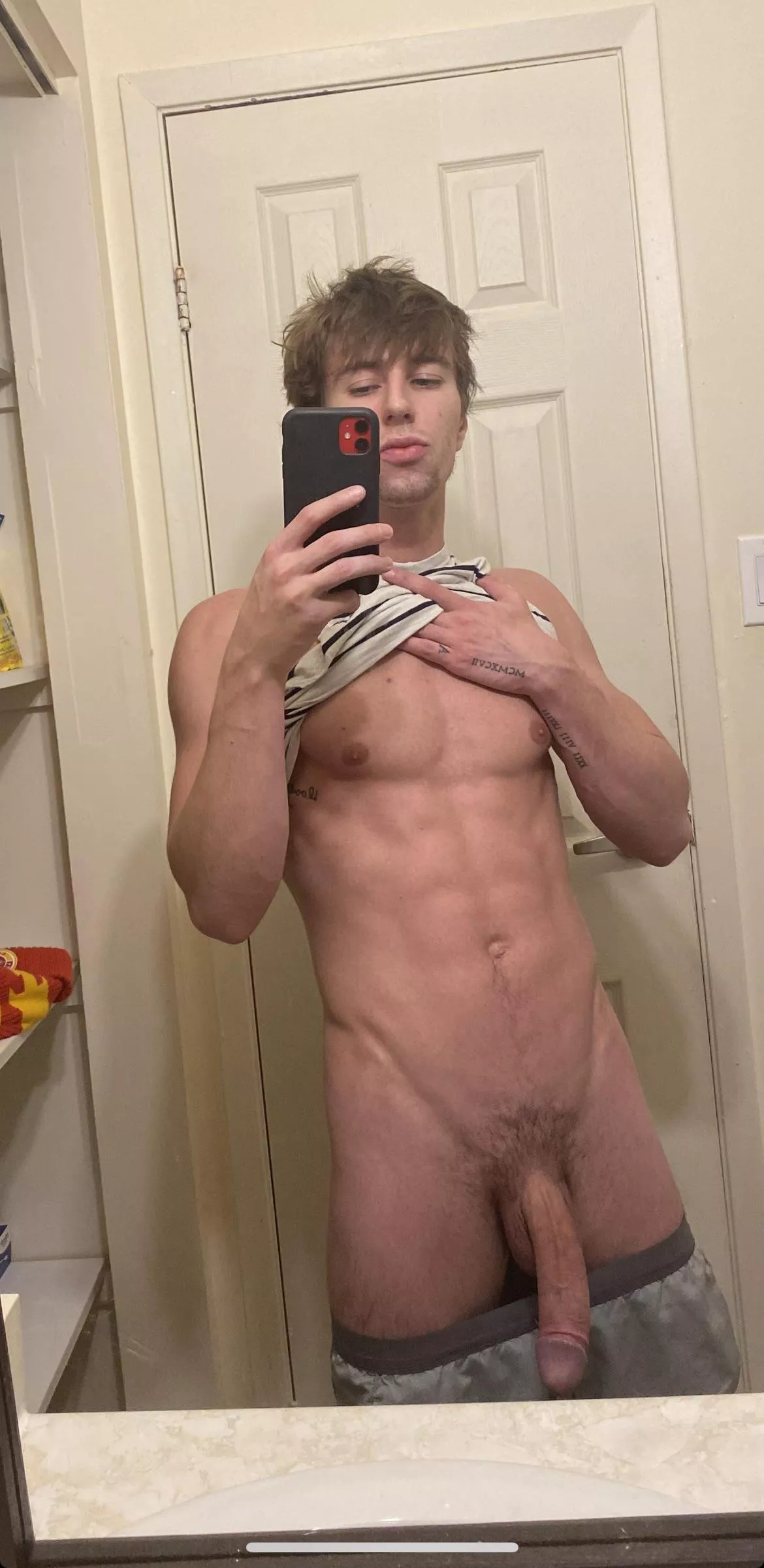 Who wants to see it grow posted by Artisticandhung1