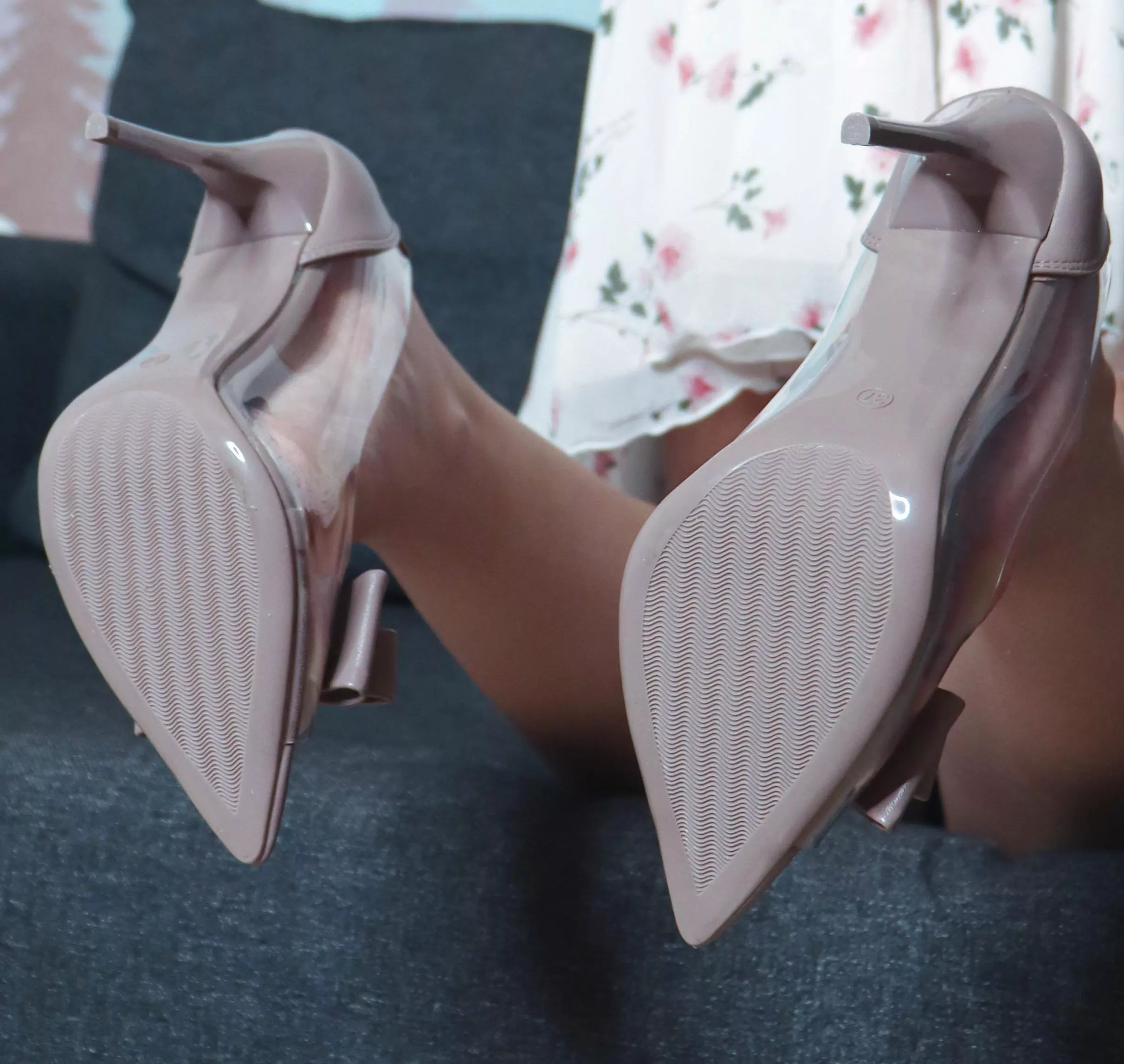 Another view for my fav heels posted by CharmingMistress