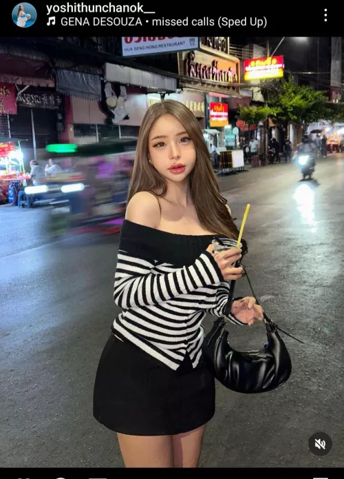 Anybody have experience about dating with Thai ladyboy ' Yoshitunchanok'? by Ancient_Whereas2508