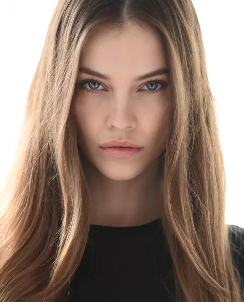 Barbara Palvin by Slow_Ant_1409